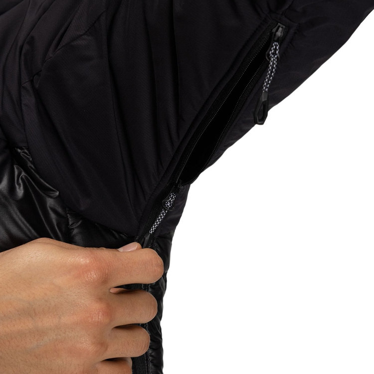 グラビティ プロ インサレーション フーデッド ジャケット black