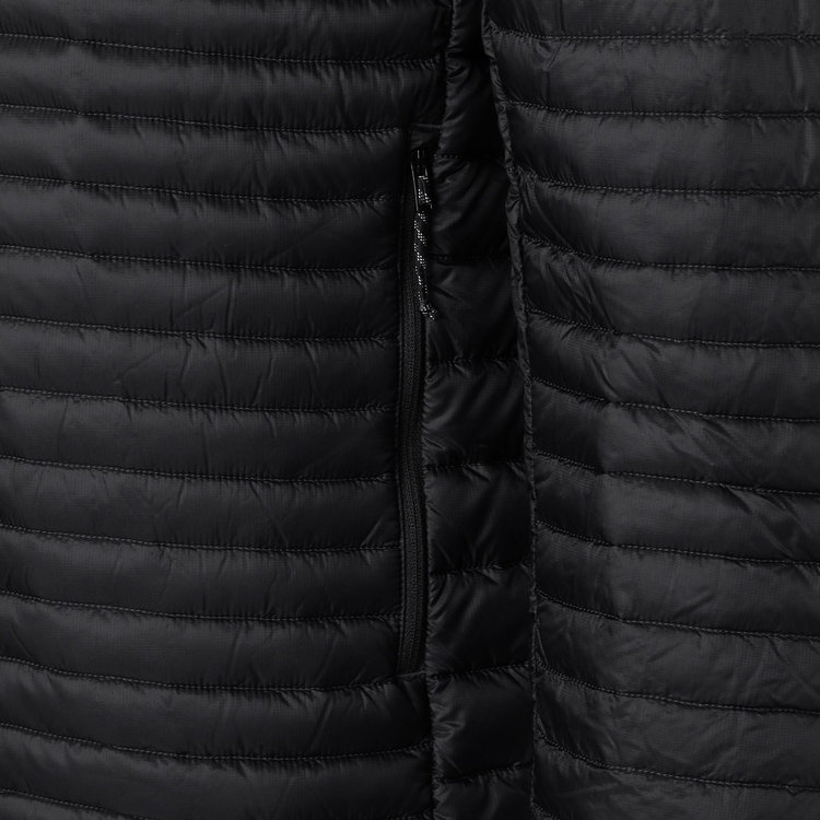 ブロード ピーク ライト インサレーション フーデッド ジャケットアジアンフィット black