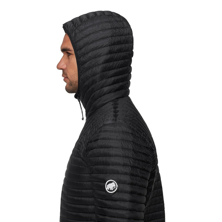 ブロード ピーク ライト インサレーション フーデッド ジャケットアジアンフィット black