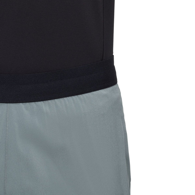 エナジー トレイルラン ショーツ strata