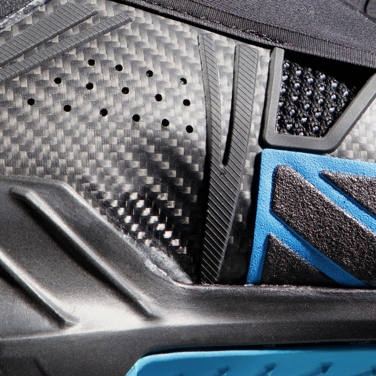 アイガー スピード BOA ハイ ゴアテックス black-sky