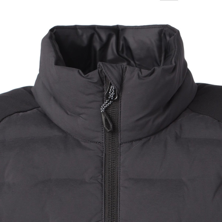 センダー インサレーション ハイブリッド ジャケット black
