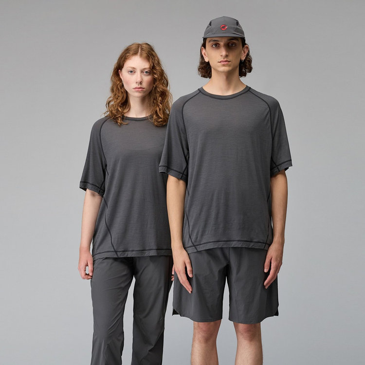 ハイキング パトロール × マムート ツリーウール ファーストレイヤー Tシャツ gabbro