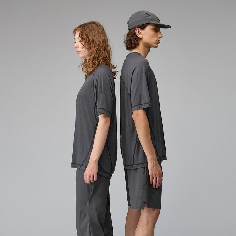 ハイキング パトロール × マムート ツリーウール ファーストレイヤー Tシャツ gabbro