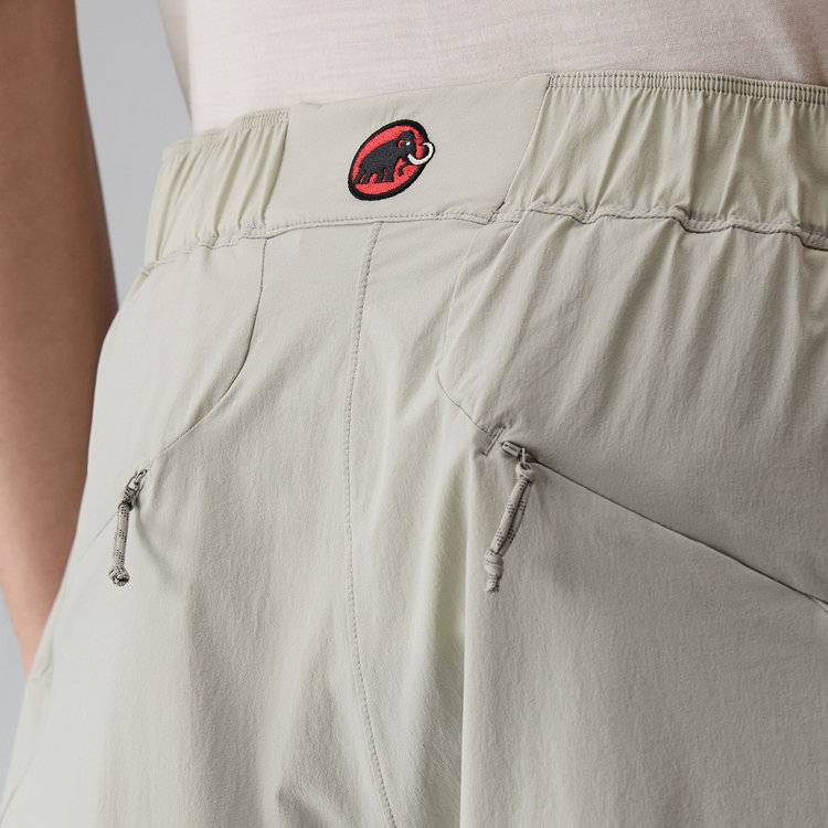 ハイキング パトロール × マムート ライト ショーツ willow whisper