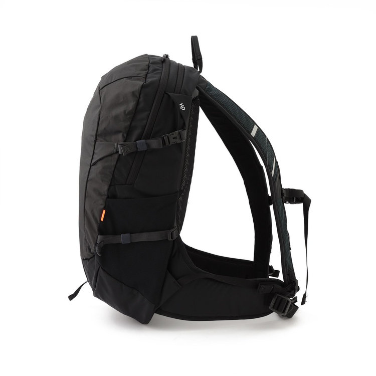 ファーナウ ハイク20 phantom-black