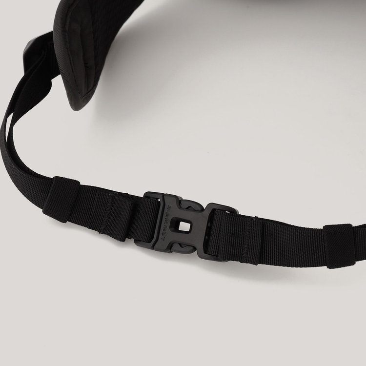 ハイキング パトロール × マムート デュカン 22 gabbro-black