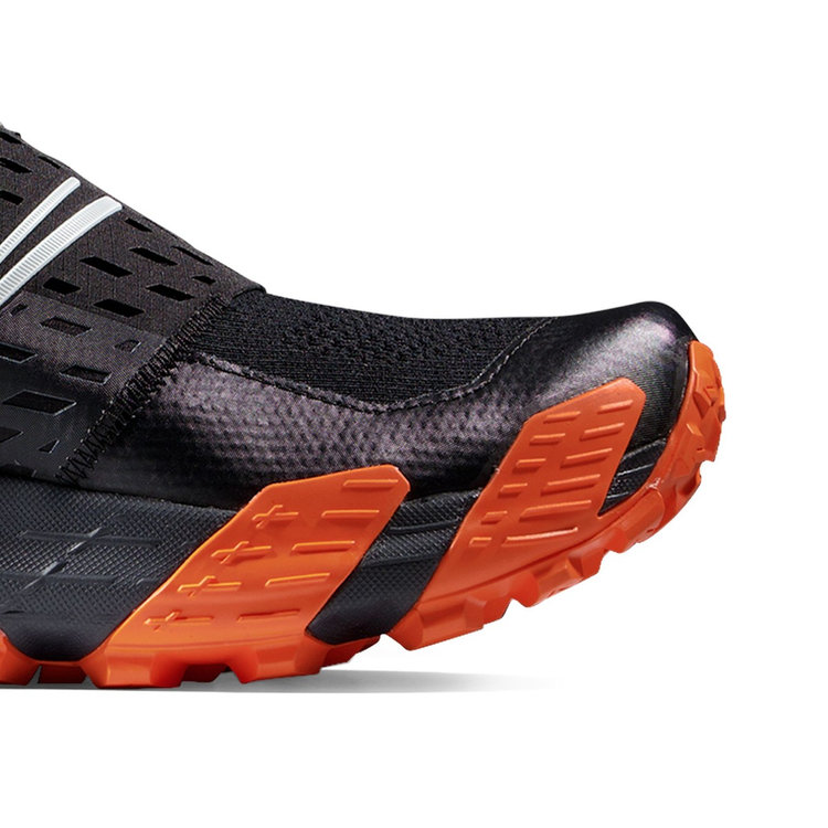 エナジー BOA(R) ミッド ゴアテックス black-dark tangerine