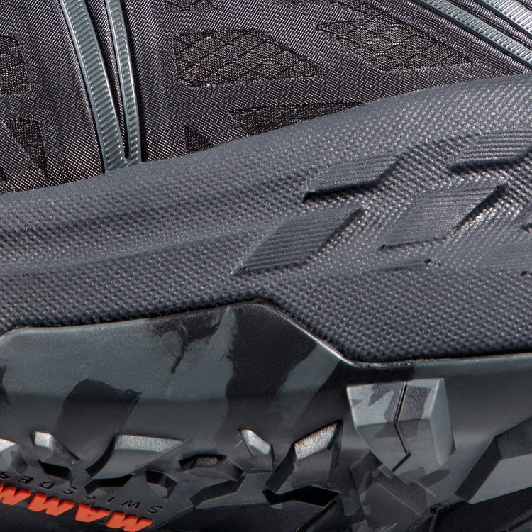 サーティグ トレイルラン ロー ゴアテックス black-dark steel