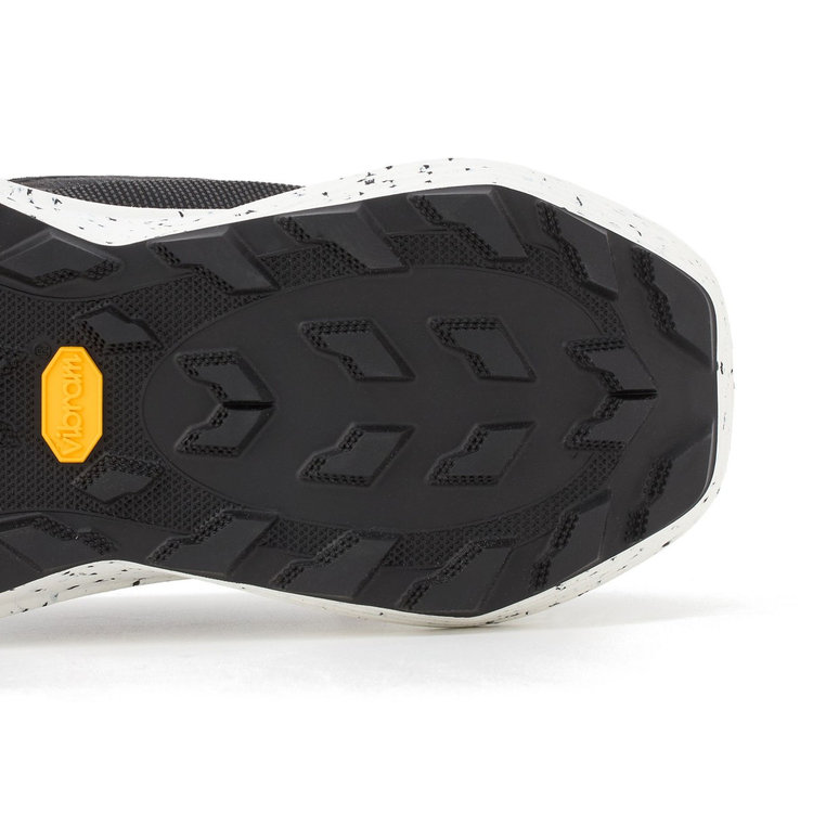 エナジー ウルトラ ロー ゴアテックス black-white