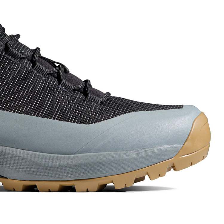 デュカン ３ ロー ゴアテックス black-platinum