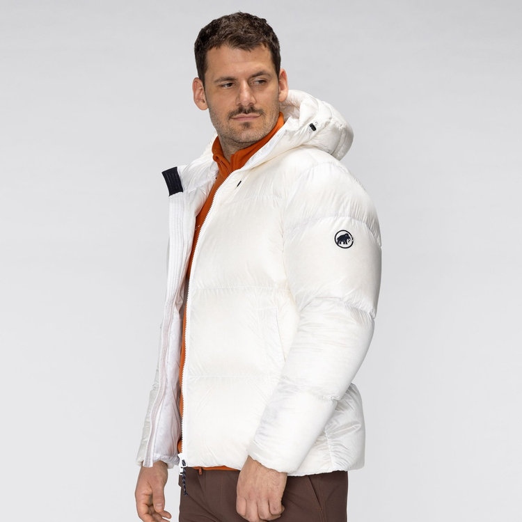 スノーフィールド インサレーション フーデッド ジャケット アジアンフィット white