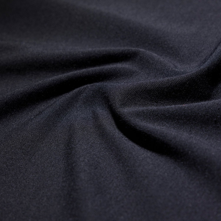 マムート オーバーサイズド Tシャツ アジアンフィット black