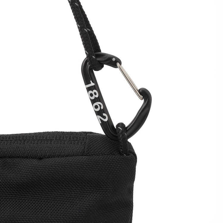 エクセロン 2.0 サコッシュ ジャパンエクスクルーシブ dark marsh