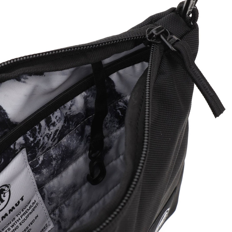 エクセロン 2.0 サコッシュ ジャパンエクスクルーシブ dark marsh