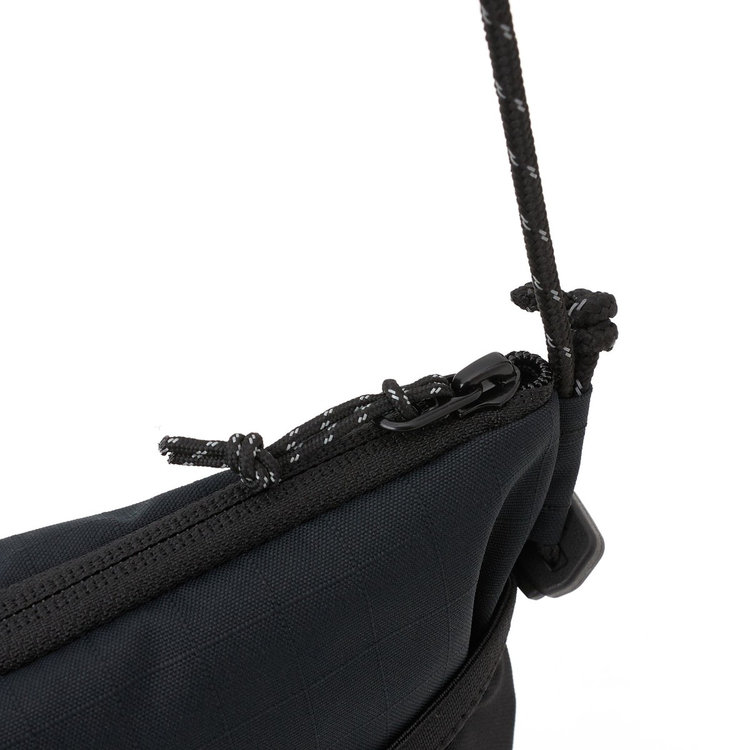 アルト サコッシュ black