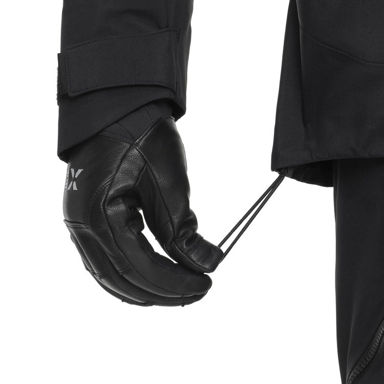 アイガー ノードワンド プロ ハードシェル フーデッド ジャケット black