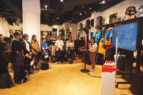 スイス政府観光局とマムートのスペシャル・コラボシューズ発表会をマムート 新宿で開催！