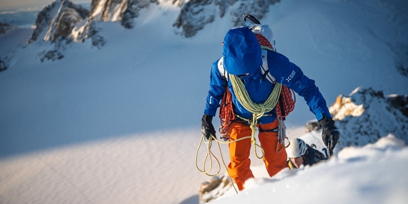 希少　MAMMUT マムート アイガー　エクストリーム グローブ 伝統と革新が交差するマムートの第6世代アイガーエクストリーム